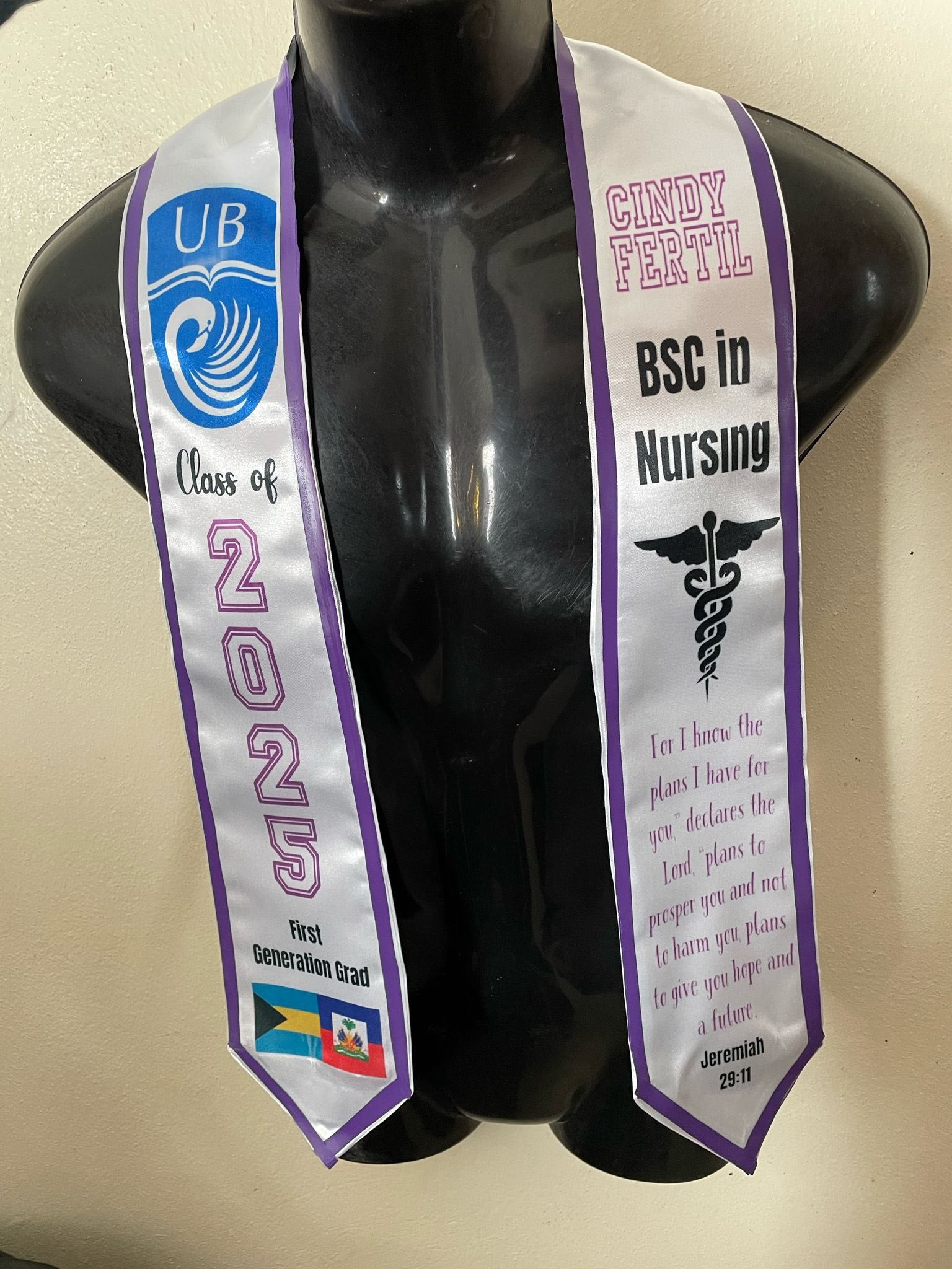 Graduation 3D/ All Over Stole