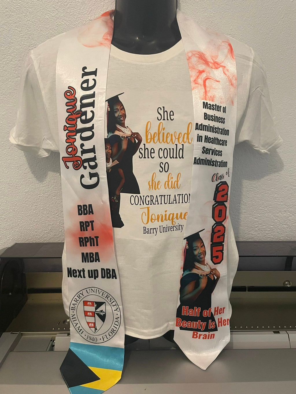 Graduation 3D/ All Over Stole